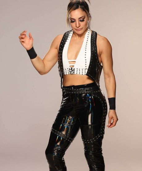 Raquel Rodriguez onlyfans strip