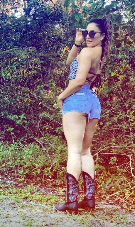 Raquel Rodriguez sexy onlyfans