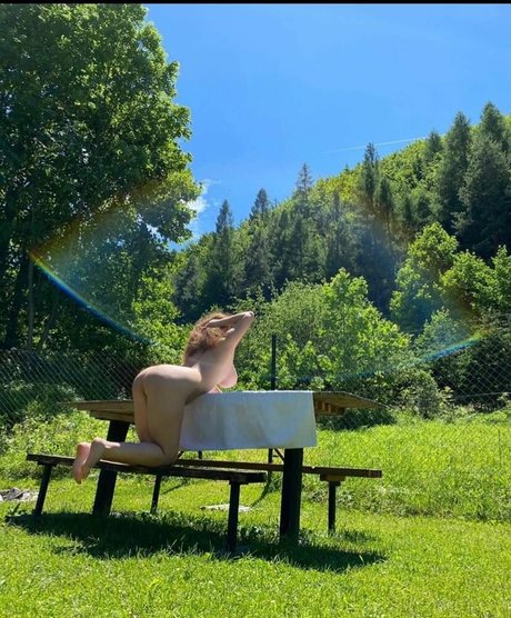 Nika Arven leaked only fans