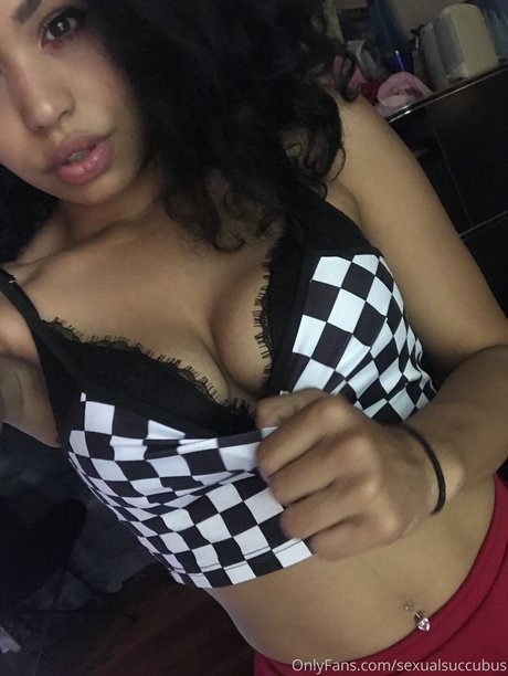 E Gamer Girlfriend onlyfans strip tease