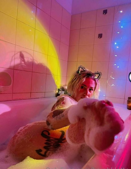 bambi latte onlyfans ass