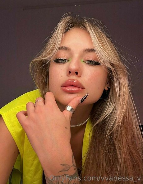 vvanessa v onlyfans nudes porn