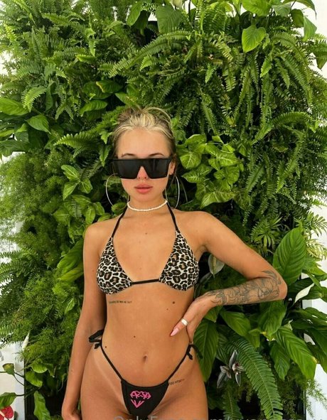 vvanessa v onlyfans pics nude