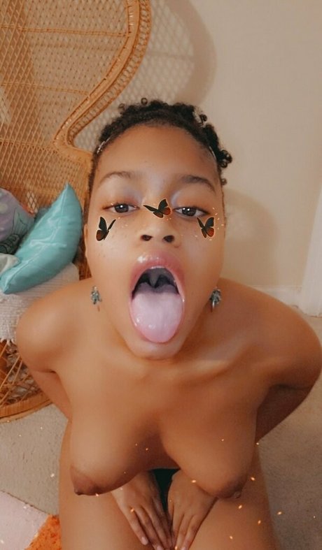 FluffyEbby onlyfans leaked