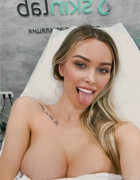 Lily Ermak onlyfans nude pictures