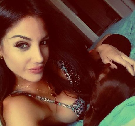 Andrea Cifuentes onlyfans porno