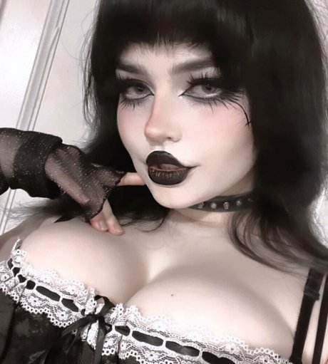 Queen Nephilim onlyfans leaked