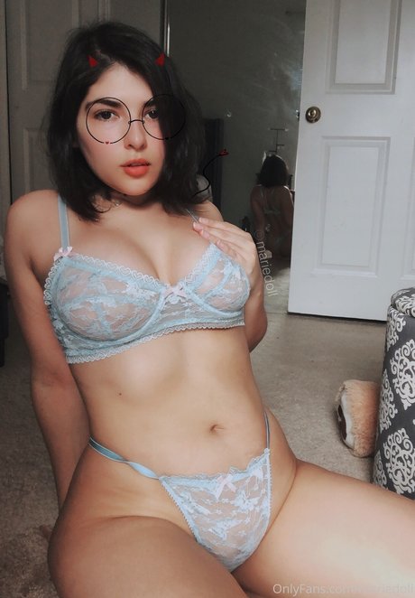 Mariedoll onlyfans striptease