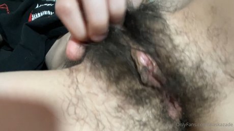 Alaska Zade onlyfans model