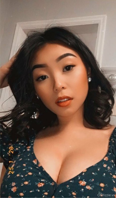 Lizzievx ass onlyfans