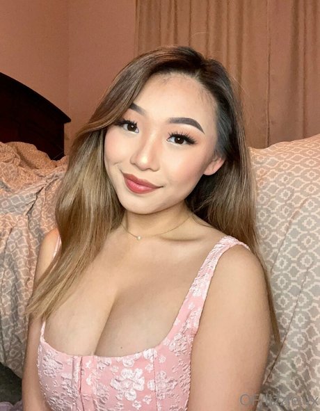 Lizzievx onlyfans leake