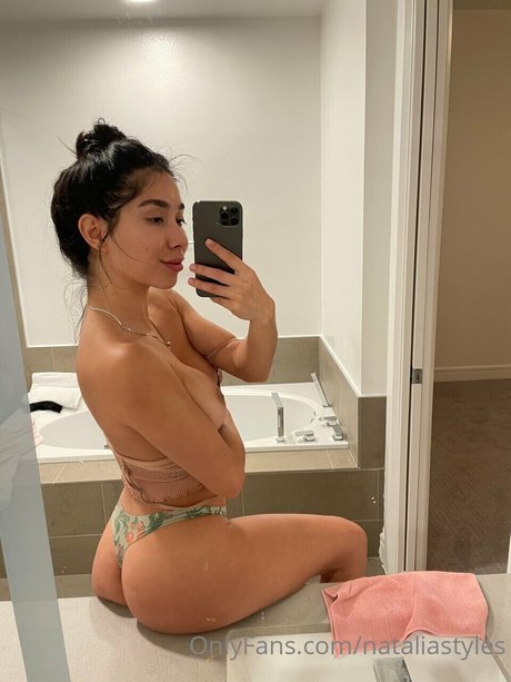 Natalia Styles onlyfans leak