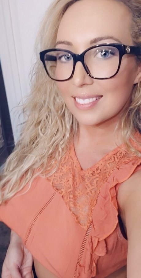 _laycee onlyfans leaked tits