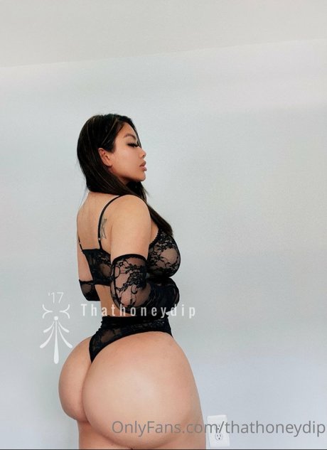 That Honey Dip onlyfans model photos