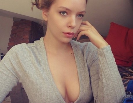 jovi fragole onlyfans leak fuck