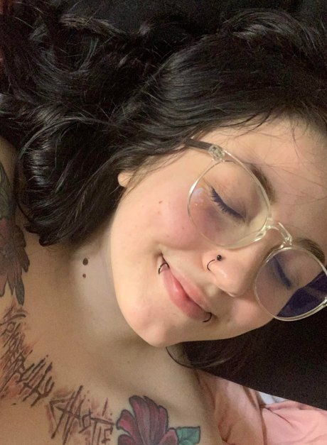 Blu Dream leak onlyfans