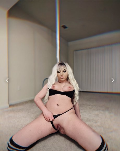 Charlotte Euphoria onlyfans naked