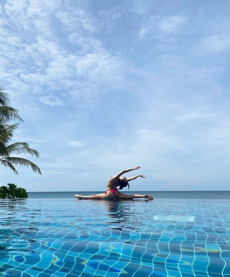 anysia x onlyfans photos