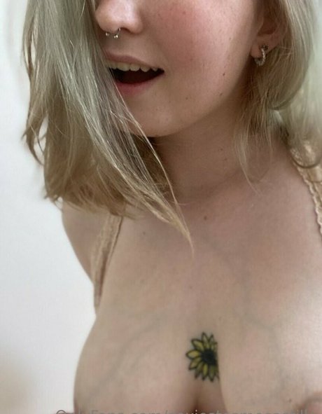 Sexiest Nurse Esme onlyfans nude photos