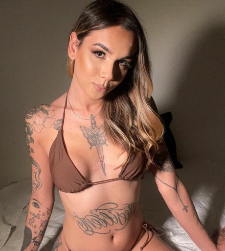 bruninhatgirl onlyfans free content