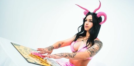 lindseyparanormal onlyfans leaked