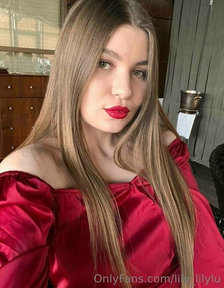lily lilylu naked on onlyfans