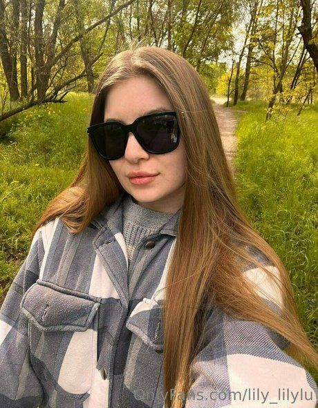 lily lilylu nsfw onlyfans