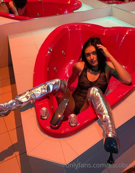 escobutt only fans review