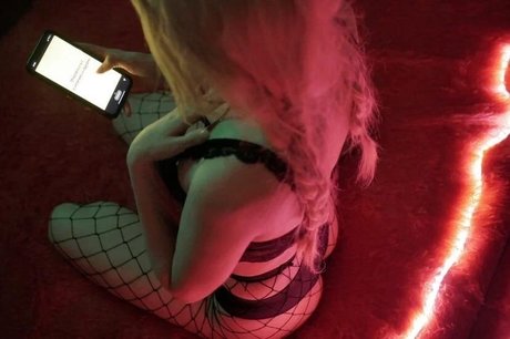 Sasha Dias onlyfans leams