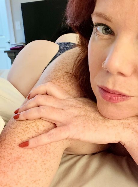 Naughtyexpastorswife only fans pics