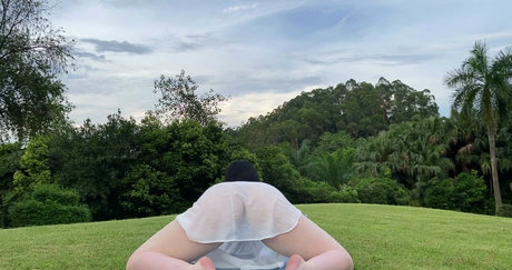 ZhouYiQin naked onlyfans pics