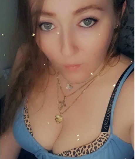 Miss Tilly Babie onlyfans strip tease