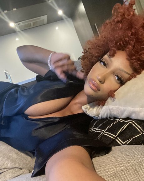 Solaya Ismail onlyfans model