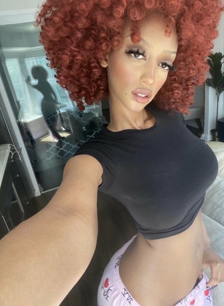 Solaya Ismail naked onlyfans