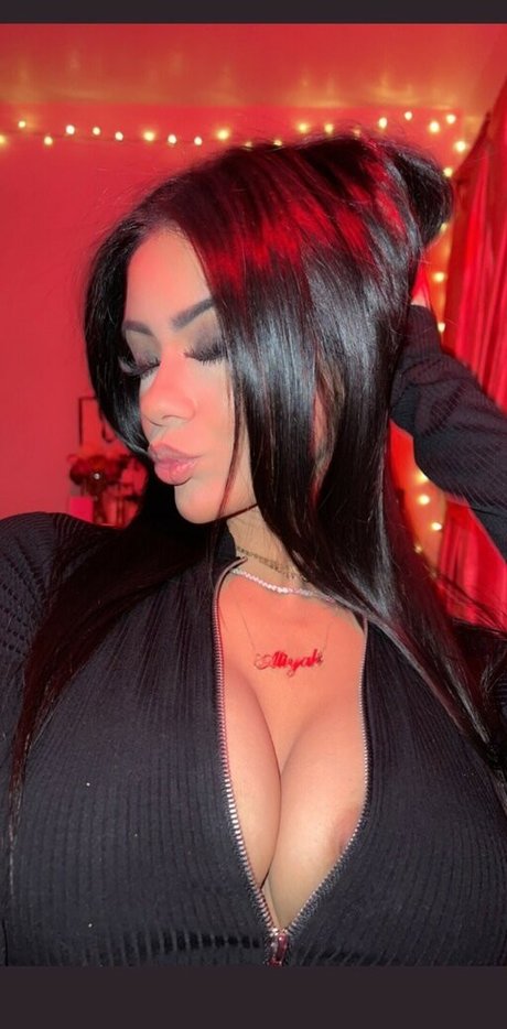 Hottanbarbie topless onlyfans