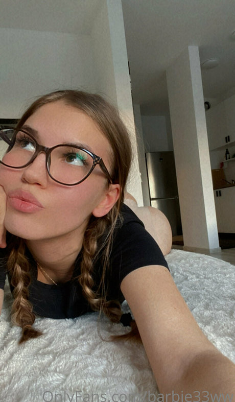 barbie33ww tits onlyfans