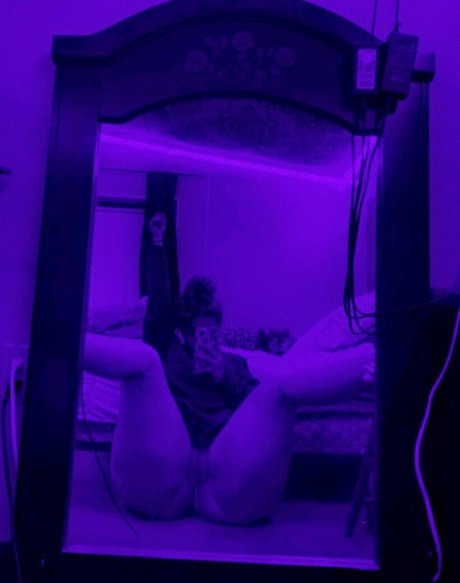 Omwhore nudes only fans