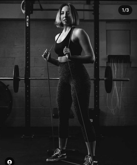 Sydney Alexis tits onlyfans