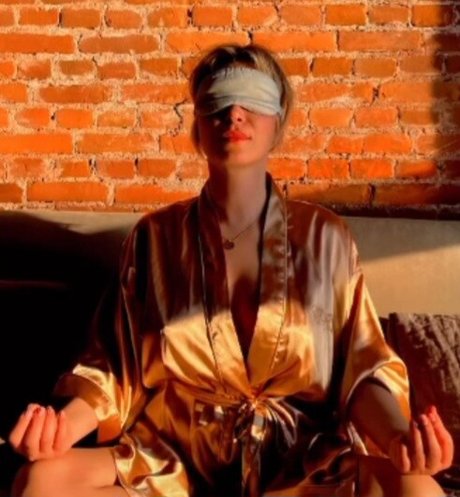 Victoria Koblenko onlyfans naked