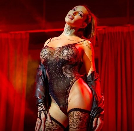 Emma Lusicich onlyfans leaks