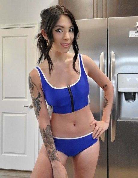 Melonie Mac is on onlyfans