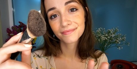 Sarah Lavender nude onlyfans pics