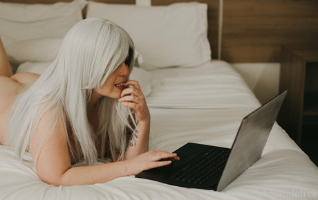 fabsunnyfree nude onlyfans pics