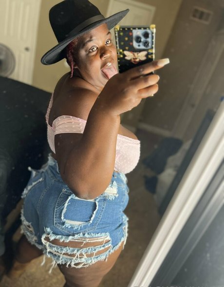 sexyblacksilkp1 onlyfans xxx