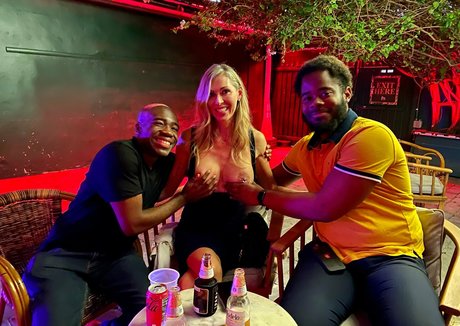 hollyhotwifevip onlyfans nude porn