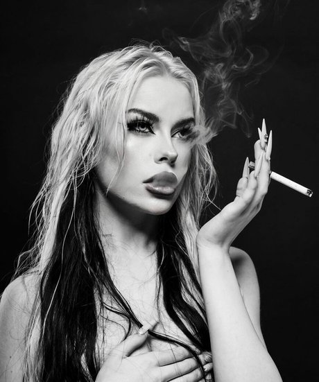 emmanorton onlyfans porn