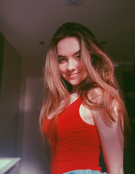 Laura Anne nude leaks onlyfans