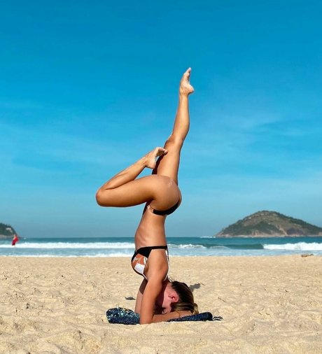 Carla Bruno only fans leak