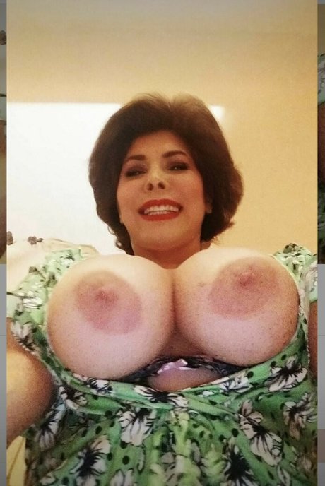 Milly D abbraccio onlyfans porn