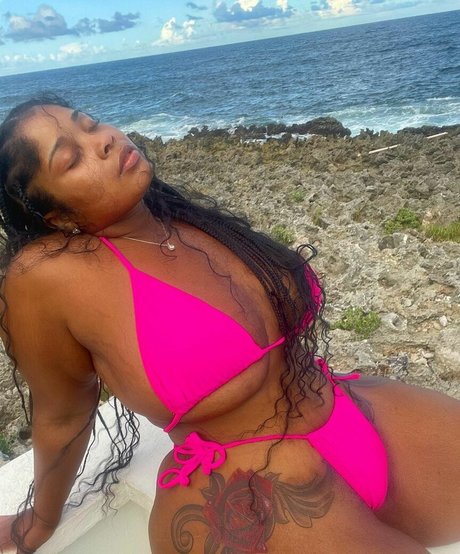 TrueBeauty334 nude onlyfans leaked